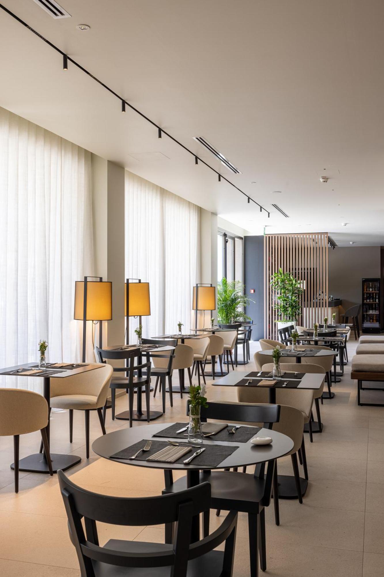 B21 Lifestyle Hotel Бари Екстериор снимка