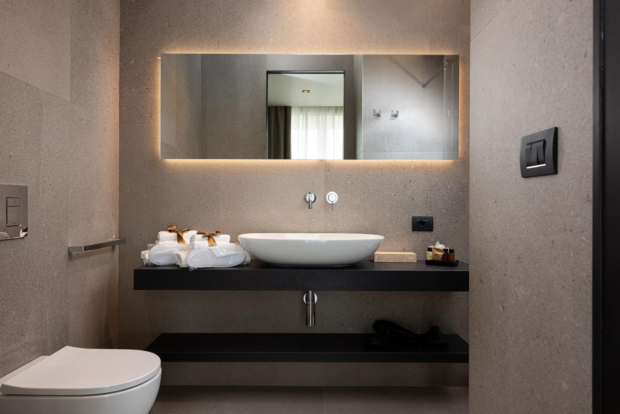 B21 Lifestyle Hotel Бари Екстериор снимка