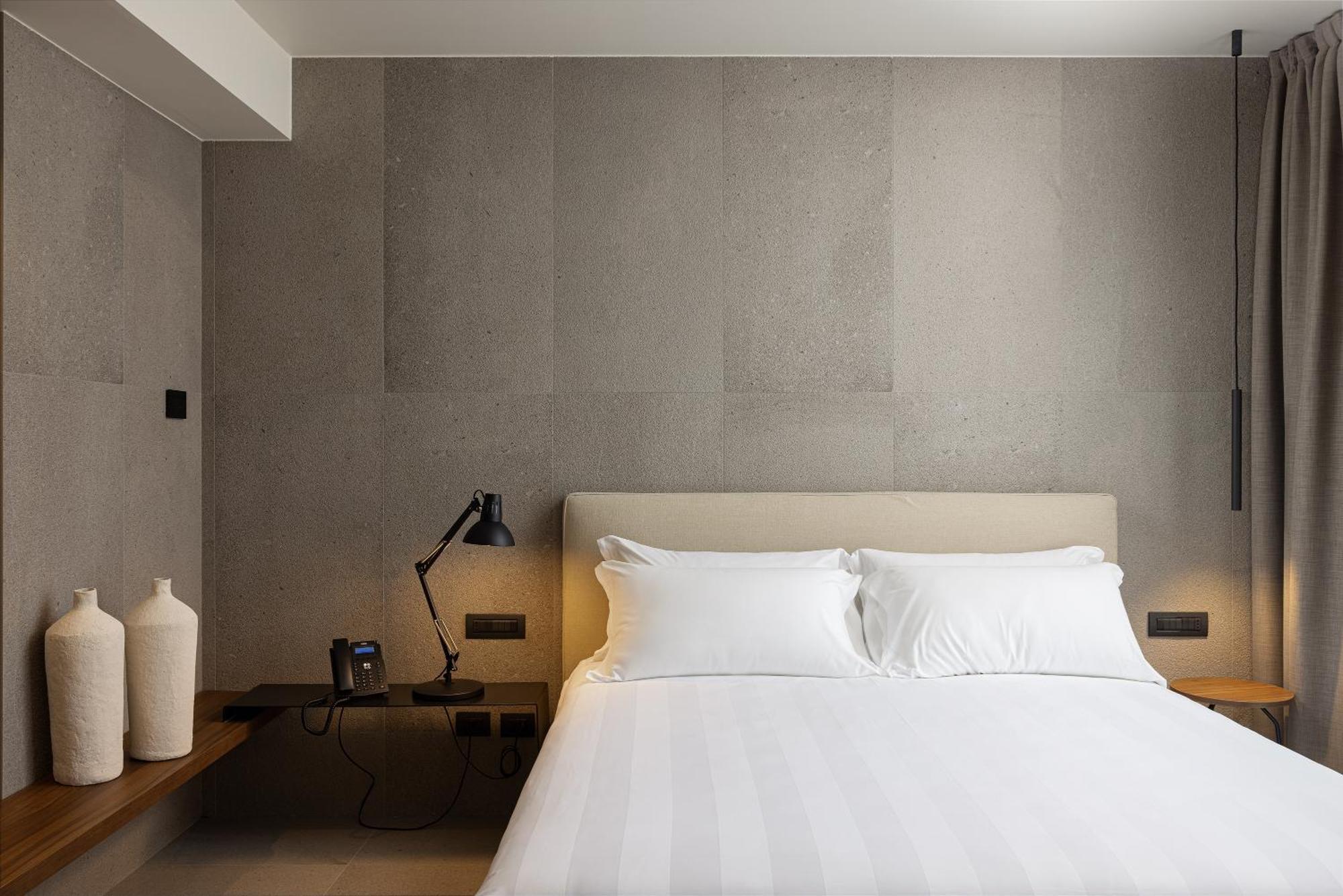 B21 Lifestyle Hotel Бари Екстериор снимка